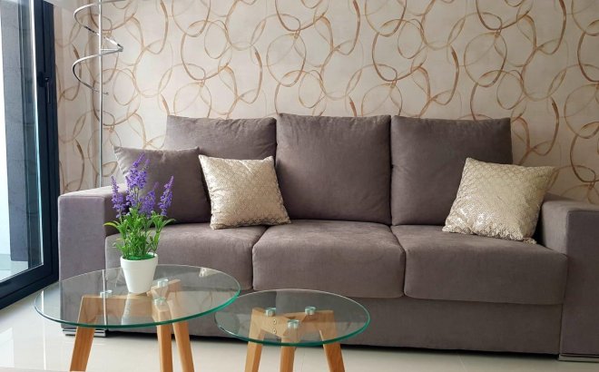 Herverkoop - Appartement -
Torrevieja - Estacion De Autobuses