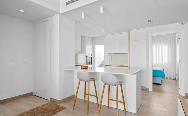 Resale - Villa -
San Miguel de Salinas - Inland