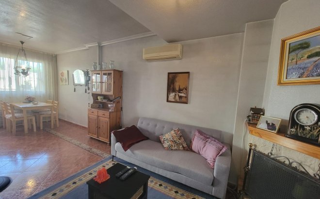 Resale - Town House -
Orihuela Costa - Playa Flamenca