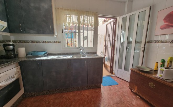 Resale - Town House -
Orihuela Costa - Playa Flamenca