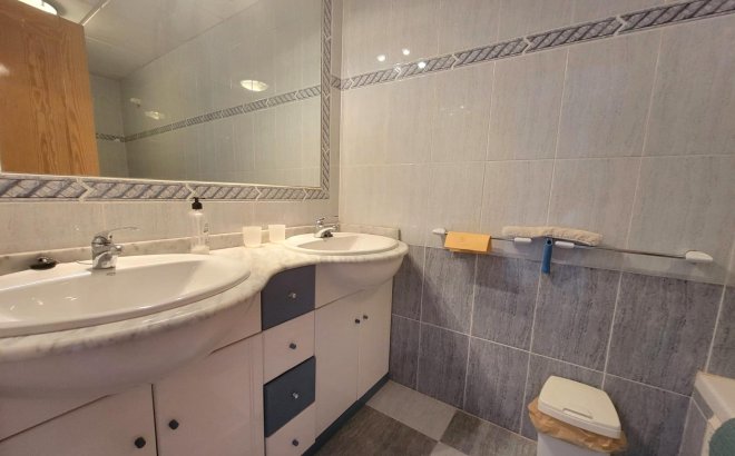 Resale - Town House -
Orihuela Costa - Playa Flamenca