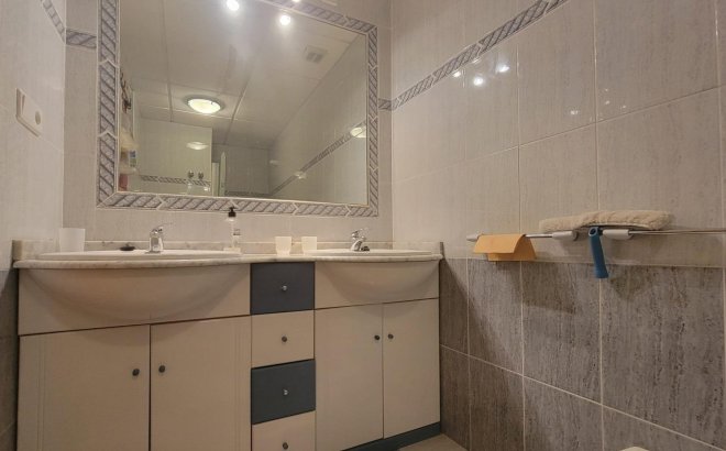 Resale - Town House -
Orihuela Costa - Playa Flamenca