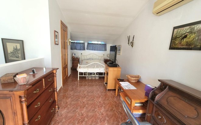 Resale - Town House -
Orihuela Costa - Playa Flamenca