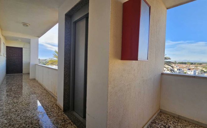 Resale - Apartment -
Mil Palmeras - Costa Blanca