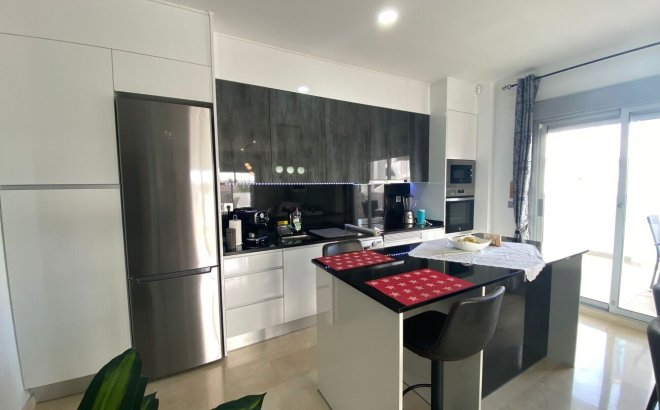 Resale - Apartment -
Dehesa de Campoamor - Las Filipinas