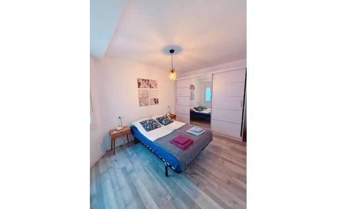 Revente - Appartement -
Torrevieja - Playa del Cura