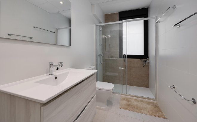 Resale - Villa -
Pinar de Campoverde - Inland