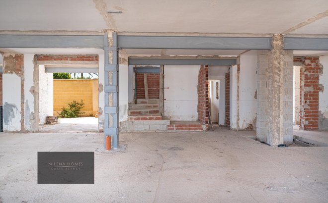 Revente - Villa -
Cabo Roig