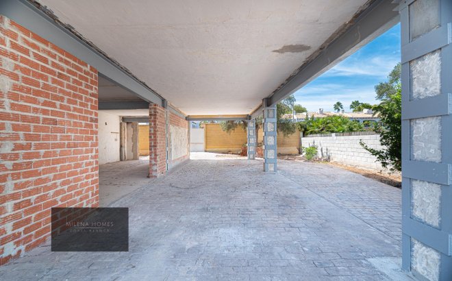 Revente - Villa -
Cabo Roig