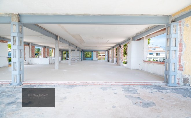 Revente - Villa -
Cabo Roig