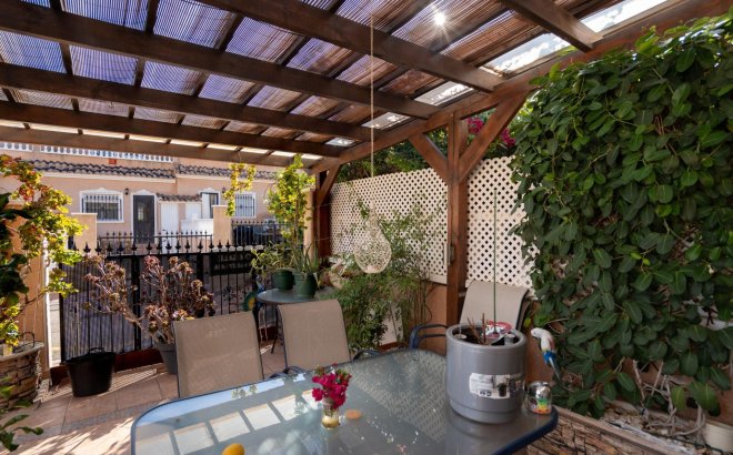 Herverkoop - Town House -
Orihuela Costa - Los Dolses