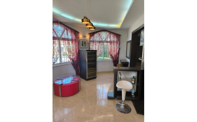 Revente - Villa -
Torrevieja - La Siesta