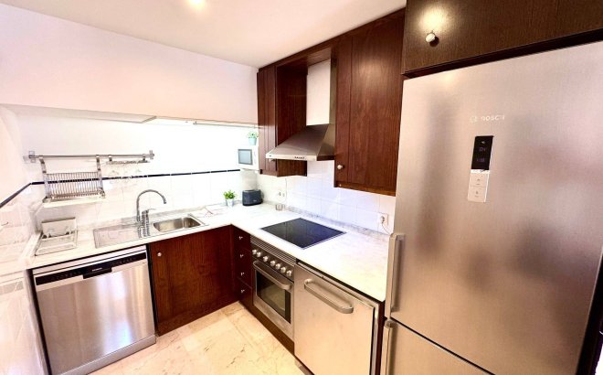 Resale - Apartment -
Torrevieja - Punta Prima