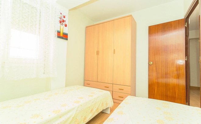 Revente - Appartement -
Torrevieja - Playa del Cura