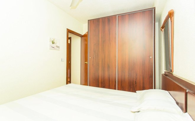 Revente - Appartement -
Torrevieja - Playa del Cura