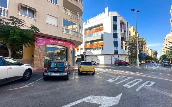 Herverkoop - Appartement -
Torrevieja