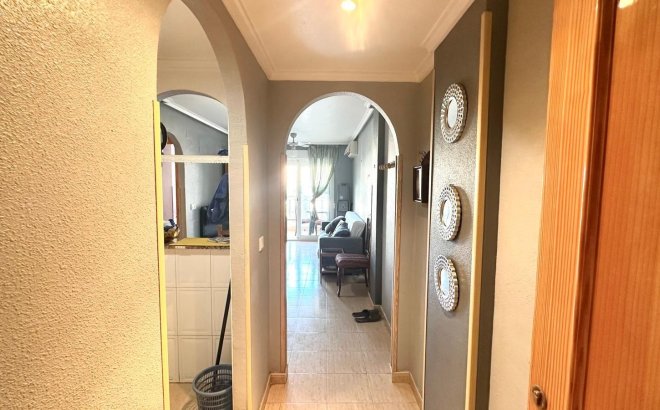 Herverkoop - Appartement -
Torrevieja