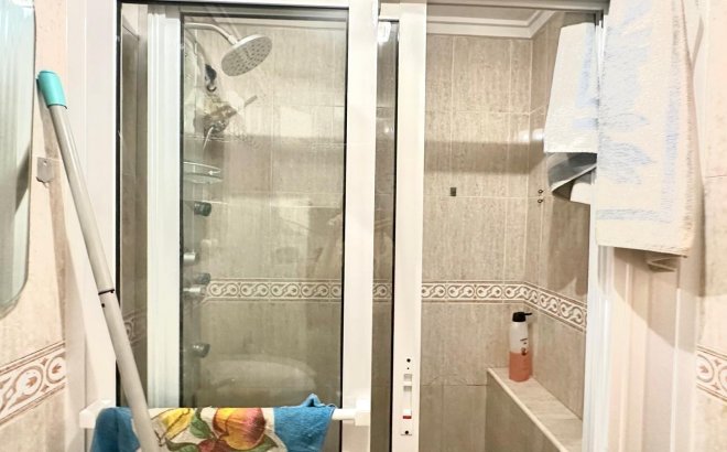 Herverkoop - Appartement -
Torrevieja