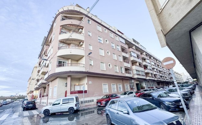 Resale - Apartment -
Torrevieja - PARQUE DE LAS NACIONES
