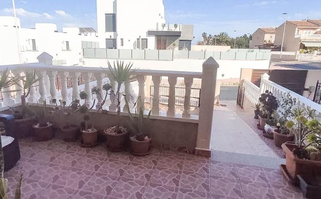 Resale - Town House -
Torrevieja - Los Altos