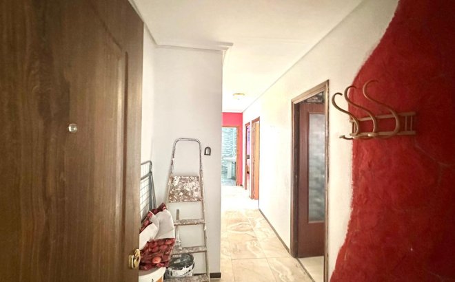 Revente - Appartement -
Torrevieja - Acequion