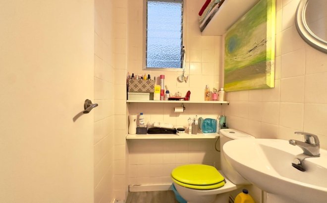 Resale - Apartment -
Torrevieja - Centro