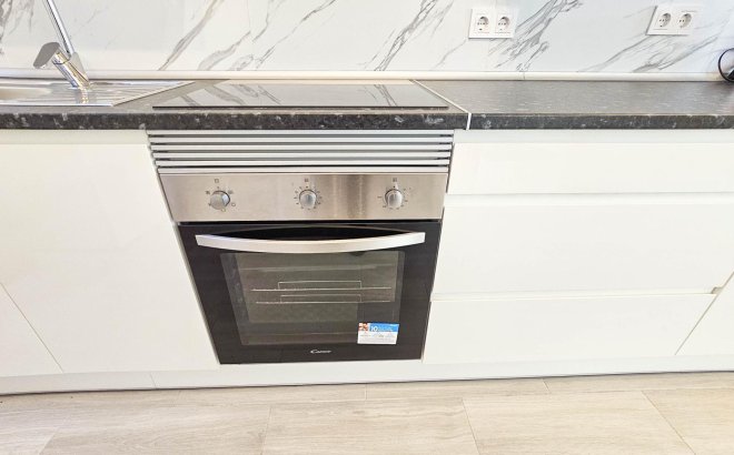 Herverkoop - Town House -
Torrevieja - El Limonar