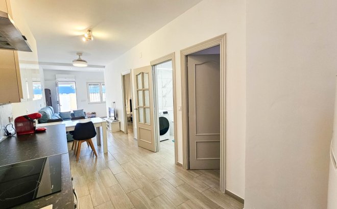 Herverkoop - Town House -
Torrevieja - El Limonar