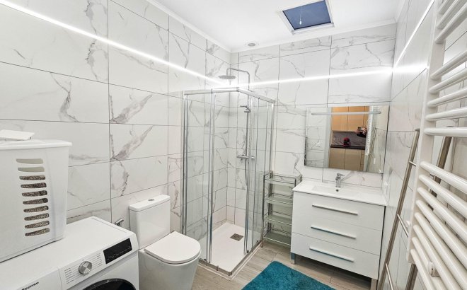 Herverkoop - Town House -
Torrevieja - El Limonar