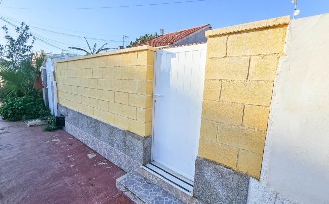 Herverkoop - Town House -
Torrevieja - El Limonar