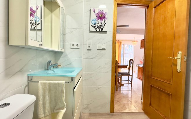 Resale - Apartment -
Torrevieja - Centro