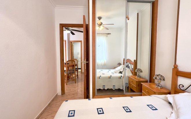 Resale - Apartment -
Torrevieja - Centro