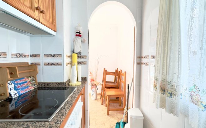 Resale - Apartment -
Torrevieja - Centro