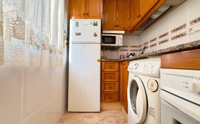 Resale - Apartment -
Torrevieja - Centro