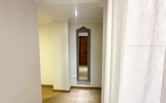 Herverkoop - Appartement -
Torrevieja - La Mata