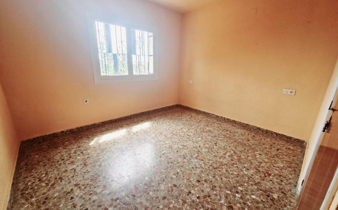 Resale - Villa -
Torrevieja - Los Balcones - Los Altos del Edén