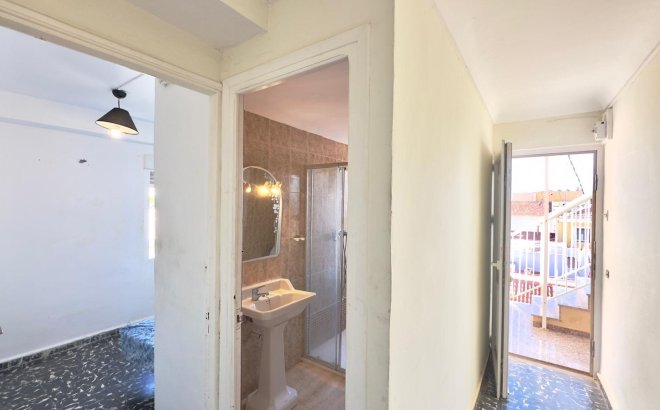 Resale - Apartment -
Torrevieja - Zona Los Frutales