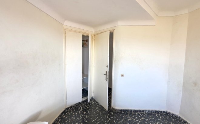 Resale - Apartment -
Torrevieja - Zona Los Frutales