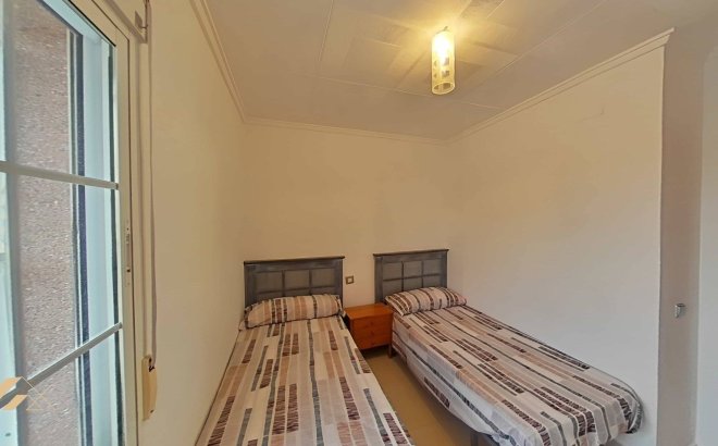 Resale - Villa -
Torrevieja - San Luis