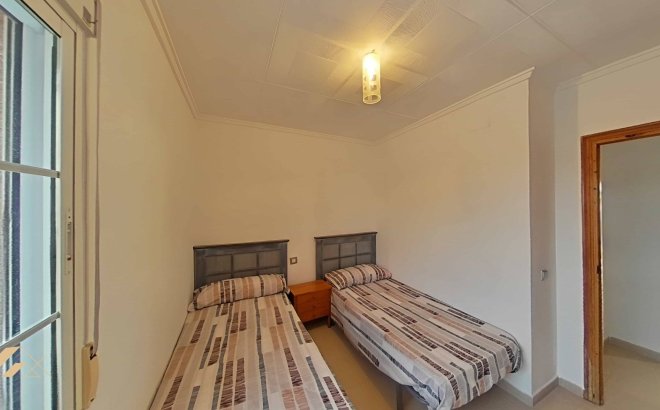 Resale - Villa -
Torrevieja - San Luis