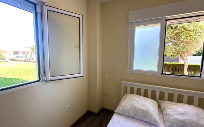 Revente - Appartement -
Orihuela Costa - Altos De Campoamor