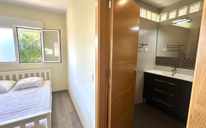 Revente - Appartement -
Orihuela Costa - Altos De Campoamor