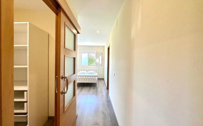 Revente - Appartement -
Orihuela Costa - Altos De Campoamor