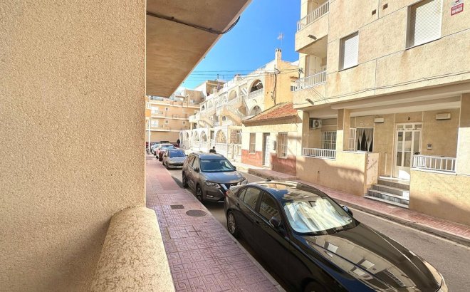 Revente - Appartement -
Torrevieja - La Mata Pueblo