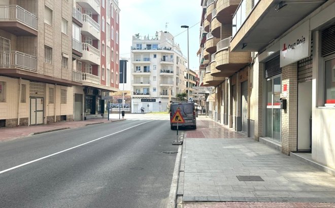 Resale - Apartment -
Torrevieja - Playa del Cura