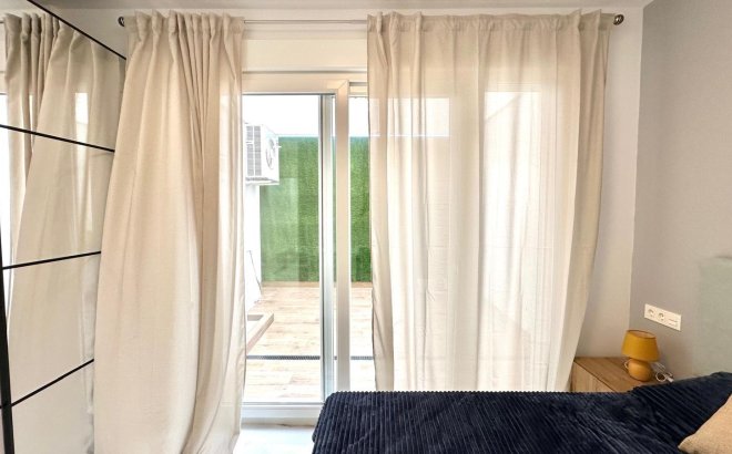 Resale - Apartment -
Torrevieja - Playa del Cura