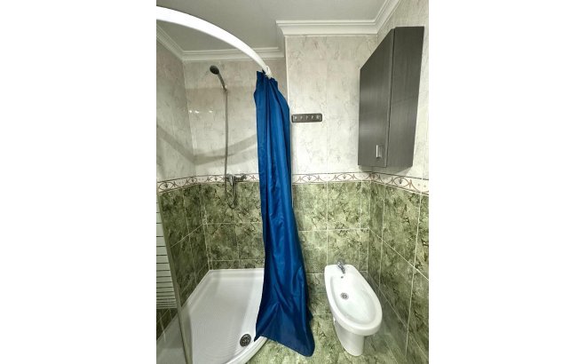 Herverkoop - Appartement -
Torrevieja