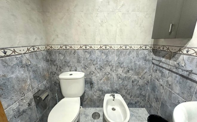 Herverkoop - Appartement -
Torrevieja