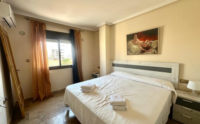 Herverkoop - Appartement -
Torrevieja