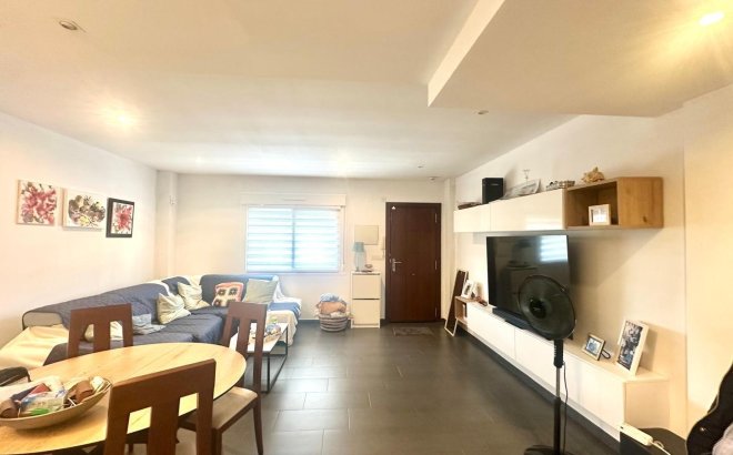 Resale - Town House -
Torrevieja - Aguas Nuevas